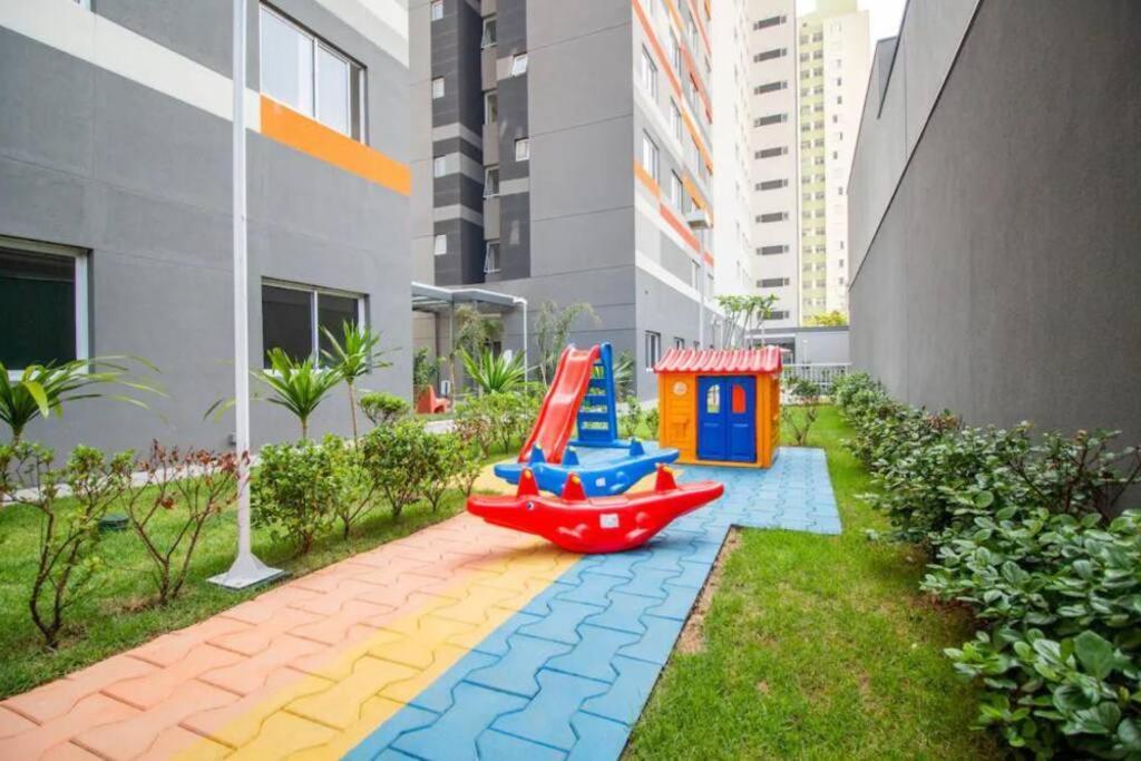 Novo Studio Zafira Metro Bras C/ Piscina ساو باولو المظهر الخارجي الصورة