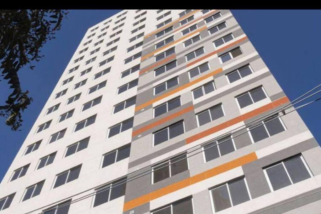 Novo Studio Zafira Metro Bras C/ Piscina ساو باولو المظهر الخارجي الصورة